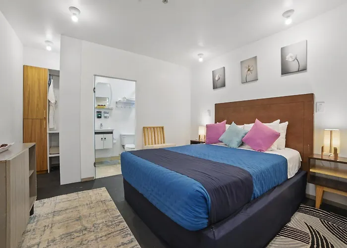 Emma Hotel *