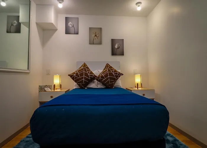 Emma Hotel *